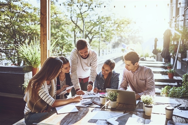 Member Lead Insight & Exchange: Facilitating intergenerational collaboration for better workplace mental health